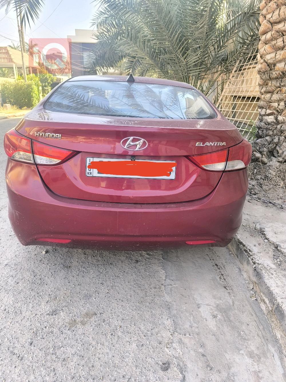 Hyundai Elantra